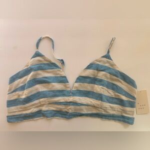 A New Day Blue Cream Striped Bralette Crop Top NWT size Large